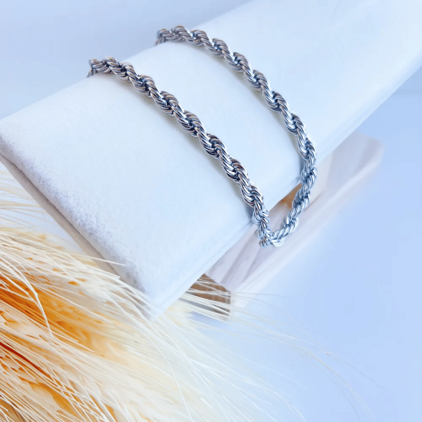 Cordão Torcido 4mm 45cm + 5cm extensor - Aço com banho de Ouro