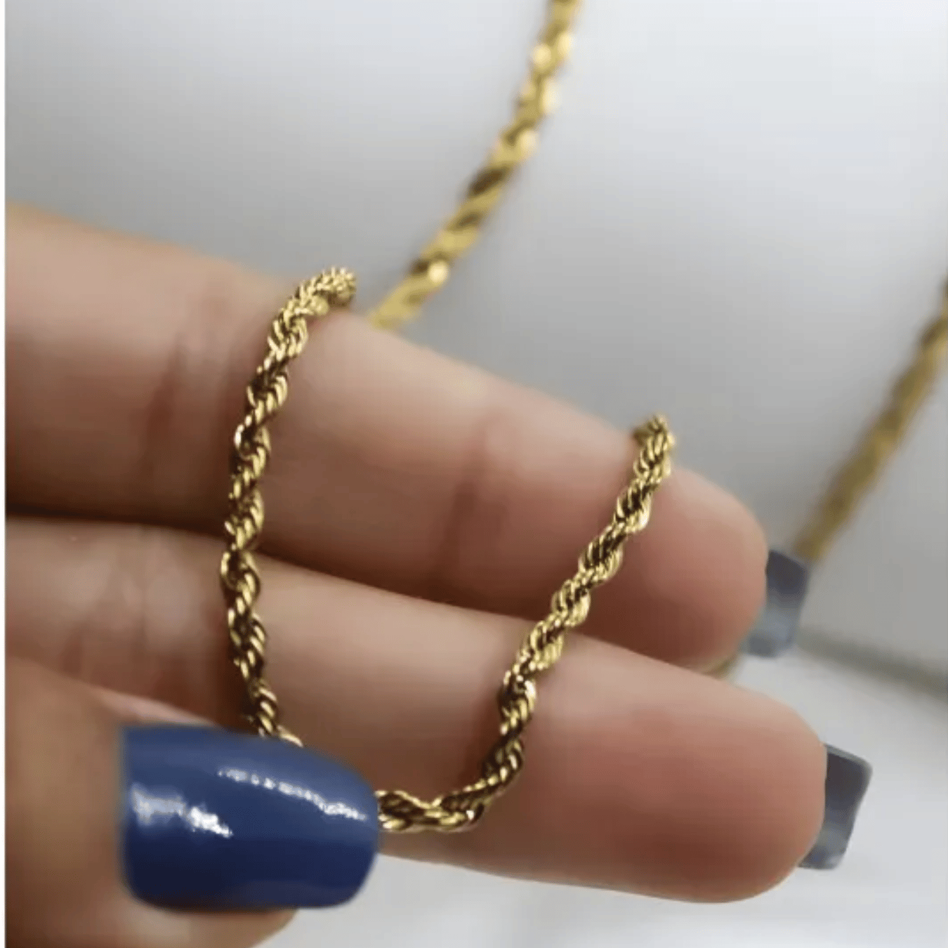 Cordão Torcido 3mm 45cm de comprimento 5cm de extensor - Aço com banho de ouro