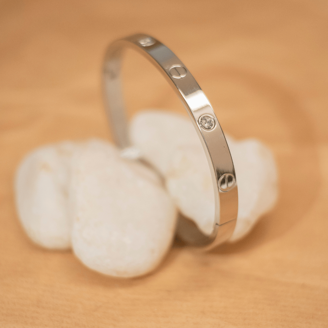 Bracelete Ponto de luz  - aço Inox com banho de ouro