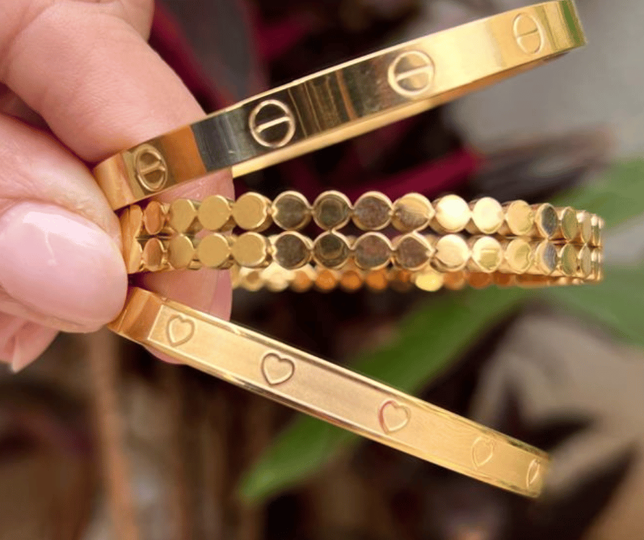 Bracelete de Aço com coração - Aço com banho de ouro