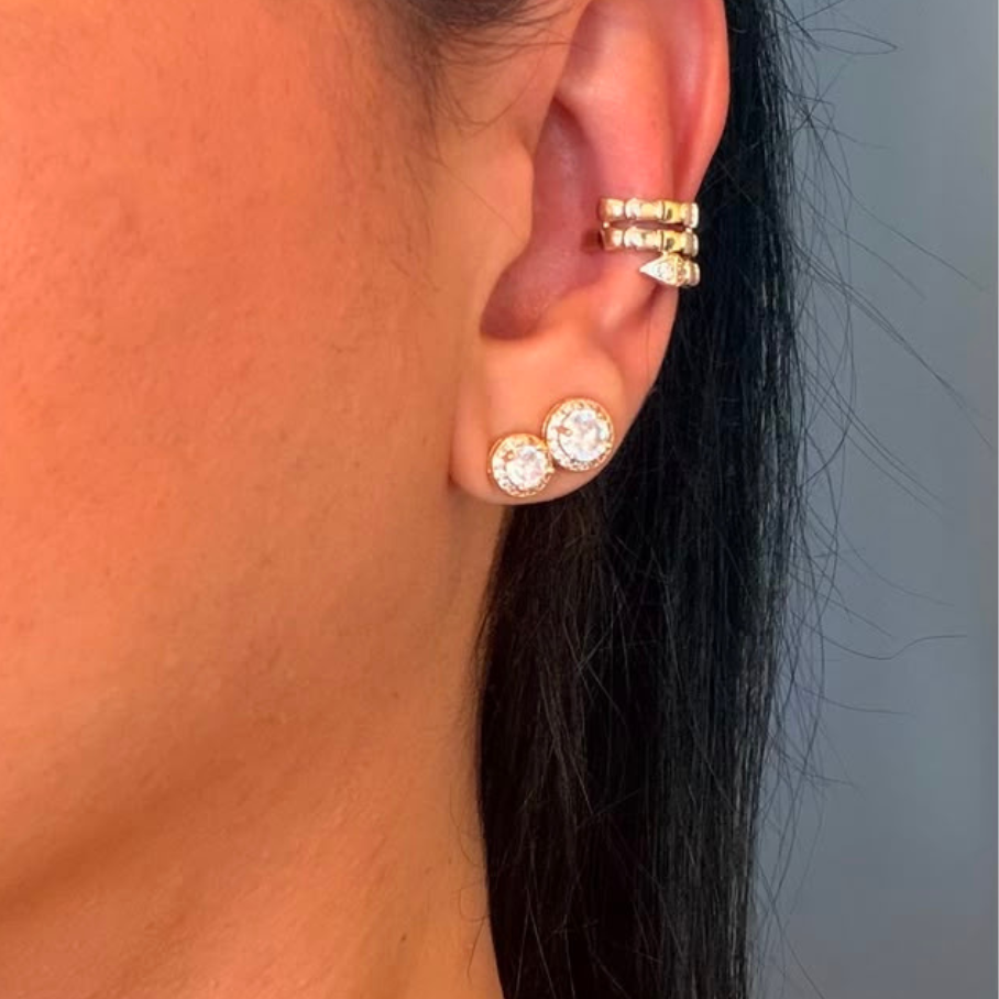 Piercing cravejado Cobra