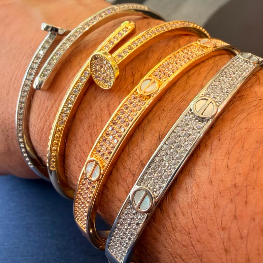 Bracelete Inspiração Cravejado - Banho de Ouro