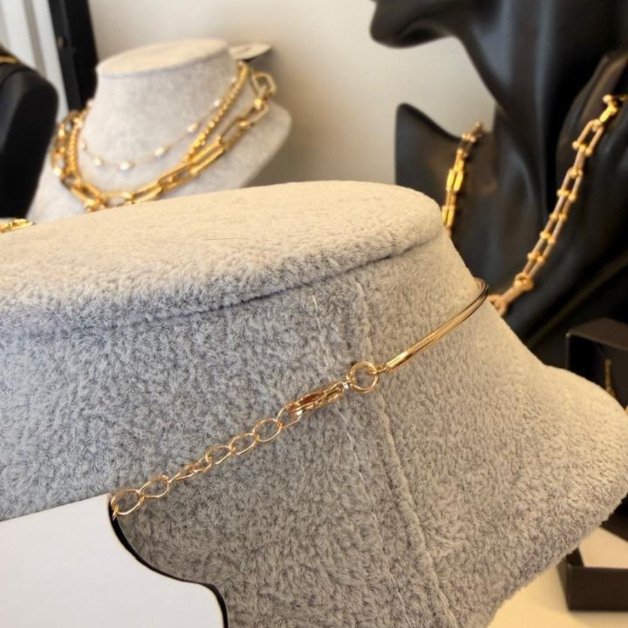 Conjunto em Aro Pedra Retangular cravejada