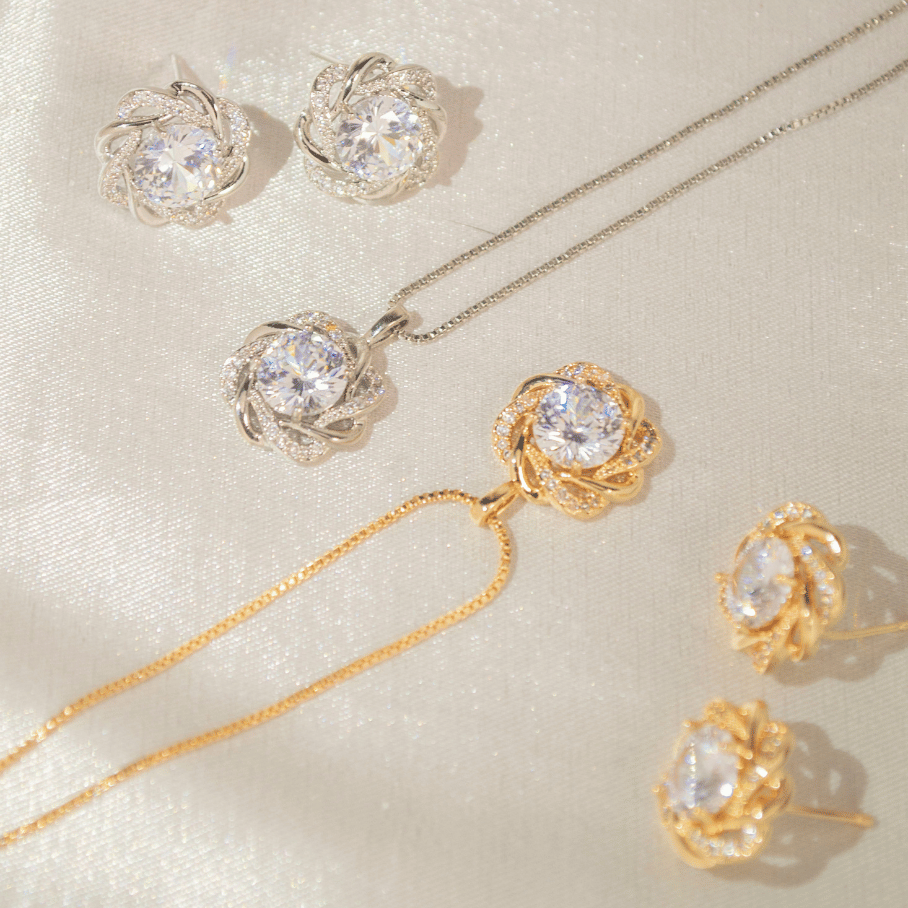 Conjunto Ponto de Luz Volta Cravejada entrelaçada - Banho de Ouro