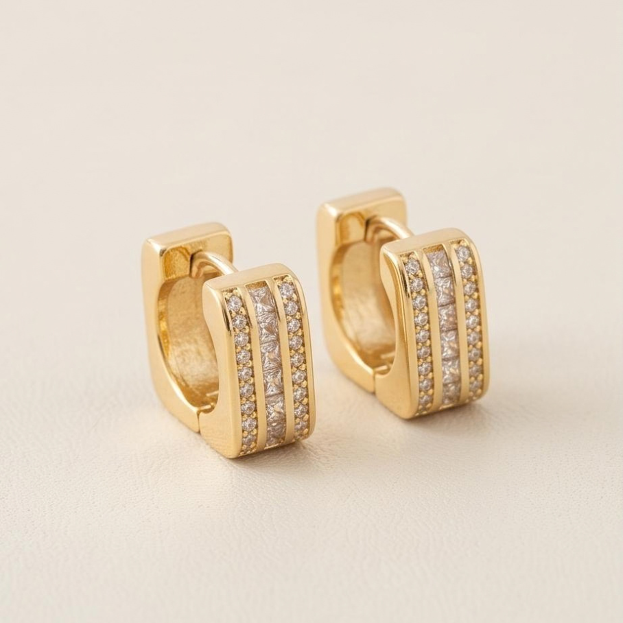 Brinco Clik Quadrado Cravejado14mm x 7mm