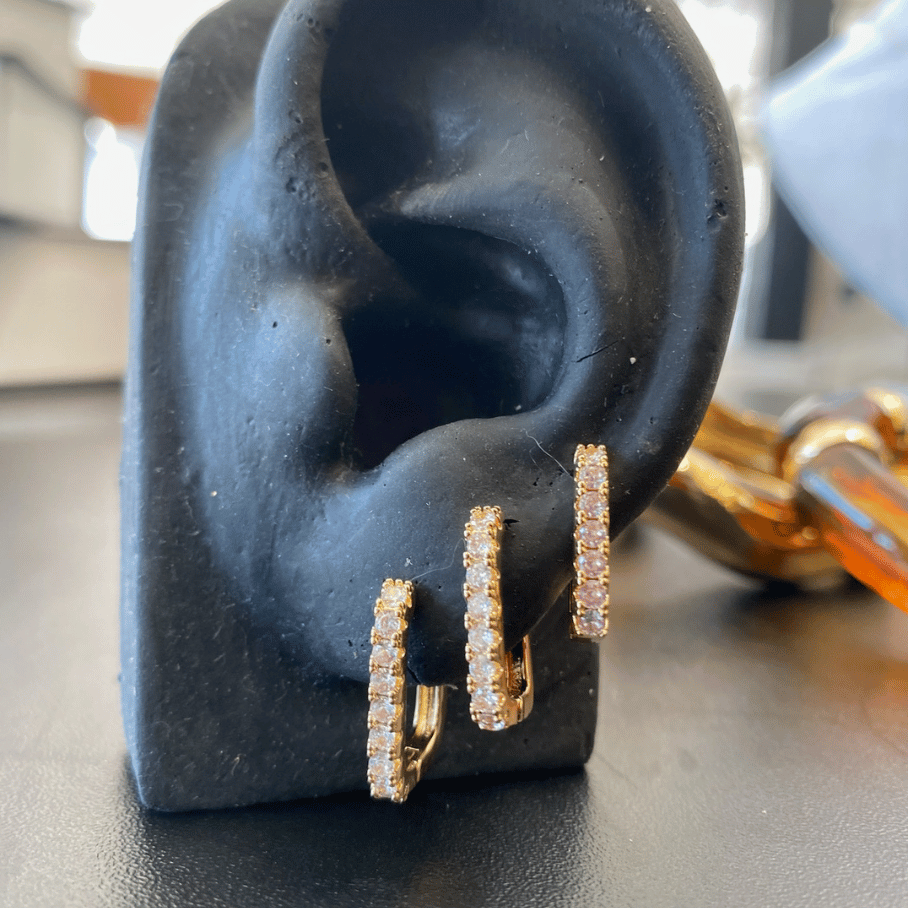 Trio de Clik Retangular cravejado em zirconias - Banhado a ouro