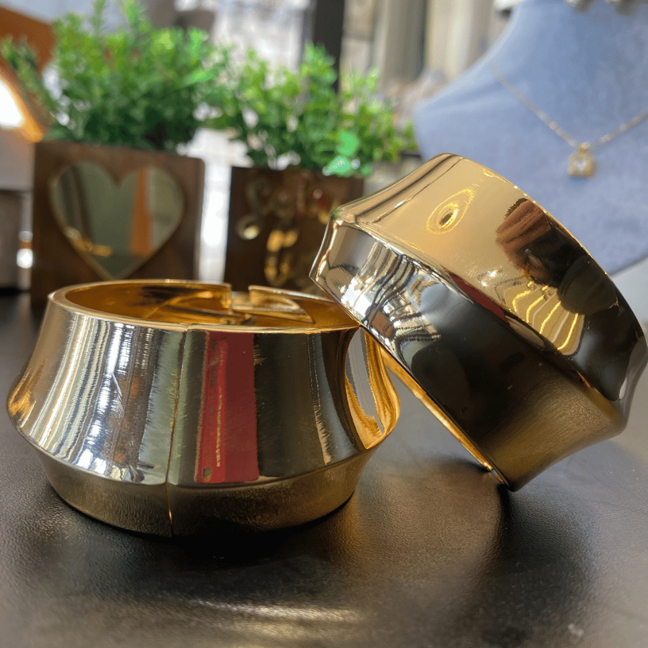 Bracelete Grosso com 38mm - Banho de Ouro