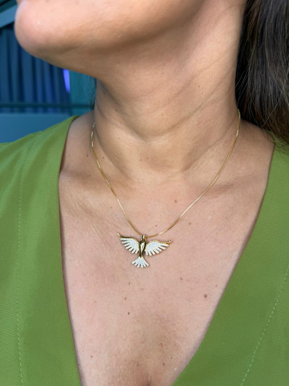 Colar Com Pingente Divino Espirito Santo Cravejado - Banhado a Ouro 18k
