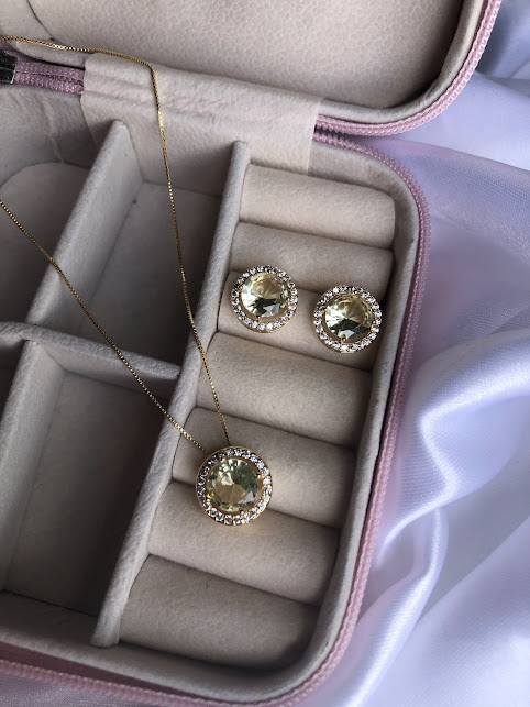 Colar Pingente Redondo de Zircônia Amarela e Cravejado - Banhado a Ouro 18k